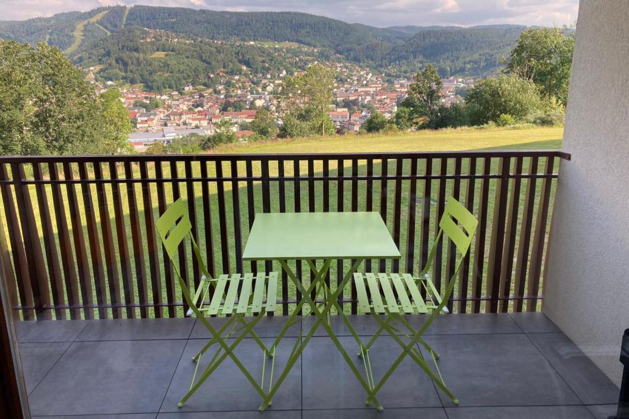 Apartment With Balcony In Gerardmer Bagian luar foto