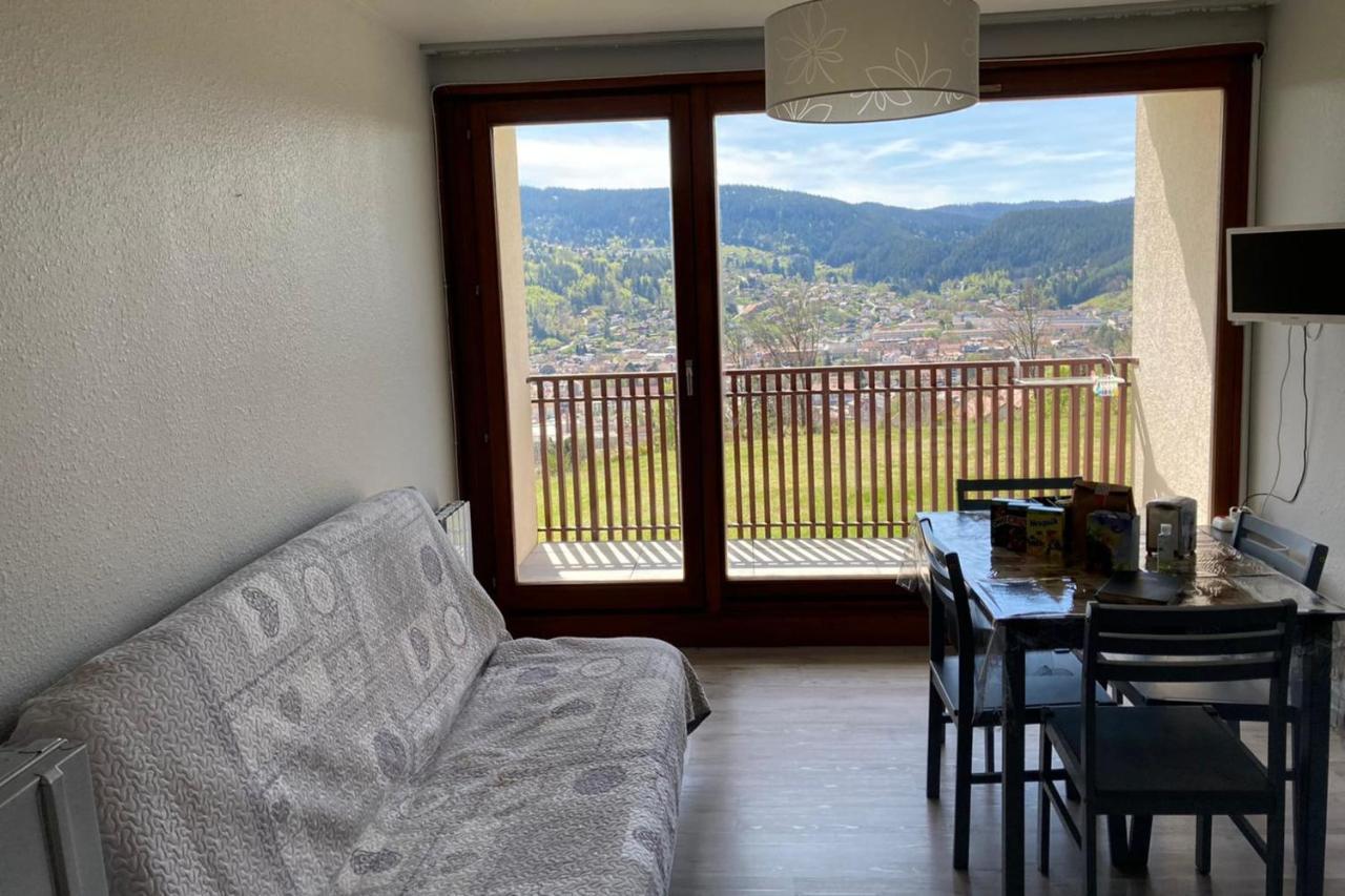 Apartment With Balcony In Gerardmer Bagian luar foto